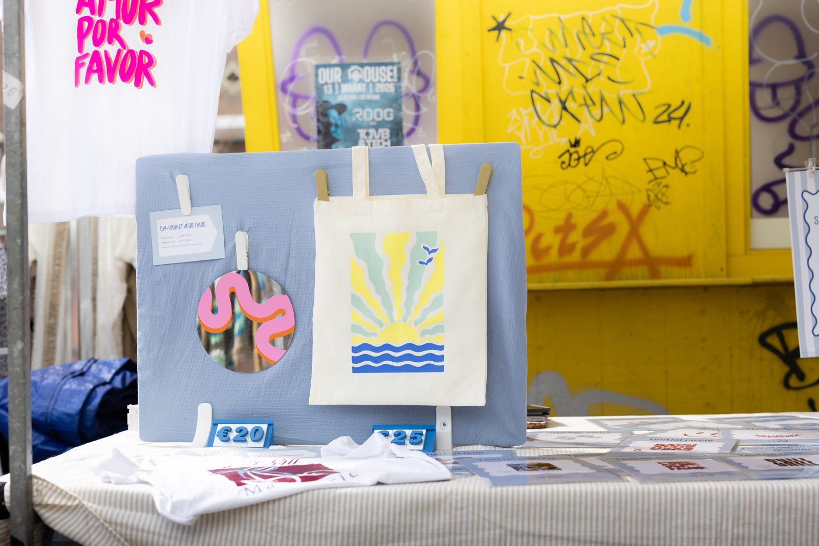 Tote bag